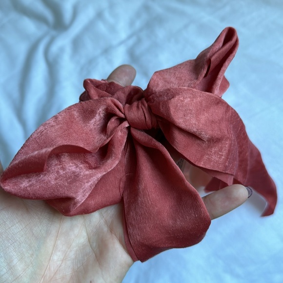Kitsch Set of 2 scrunchy bows - Picture 5 of 5